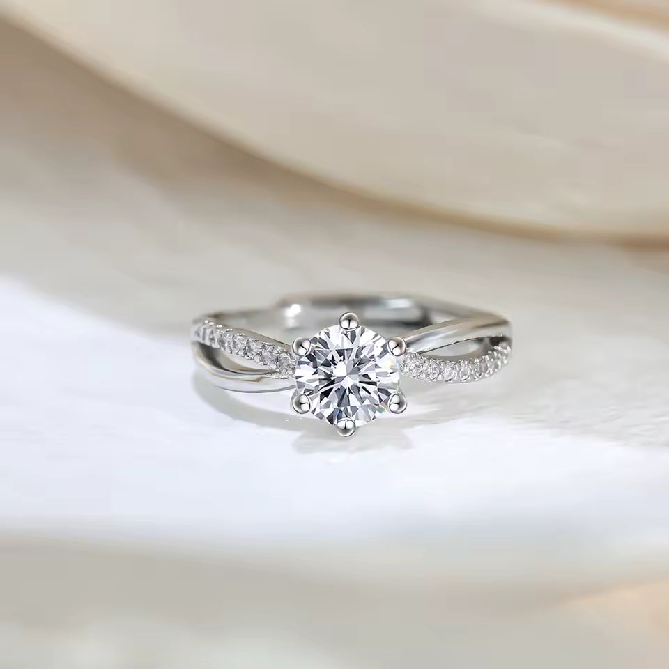 Classic 4-Prong Solitaire Ring | Silver